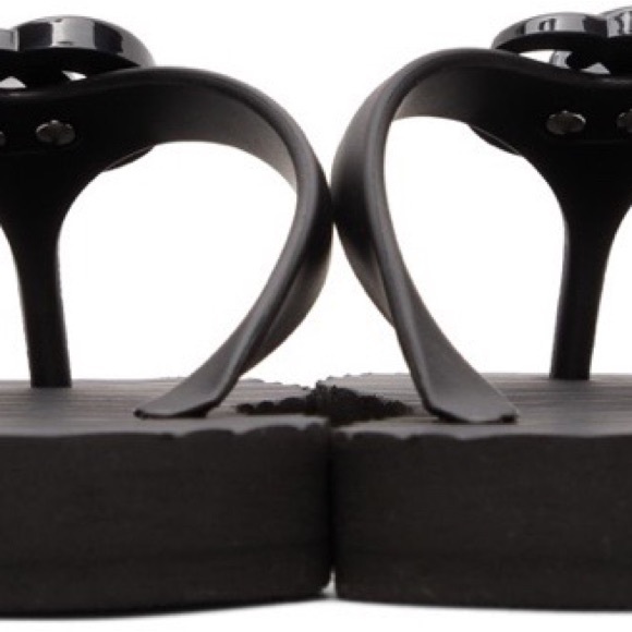 Gucci Flip Flops men’s chevron thong sandal - New with original box, never worn - Picture 6 of 8